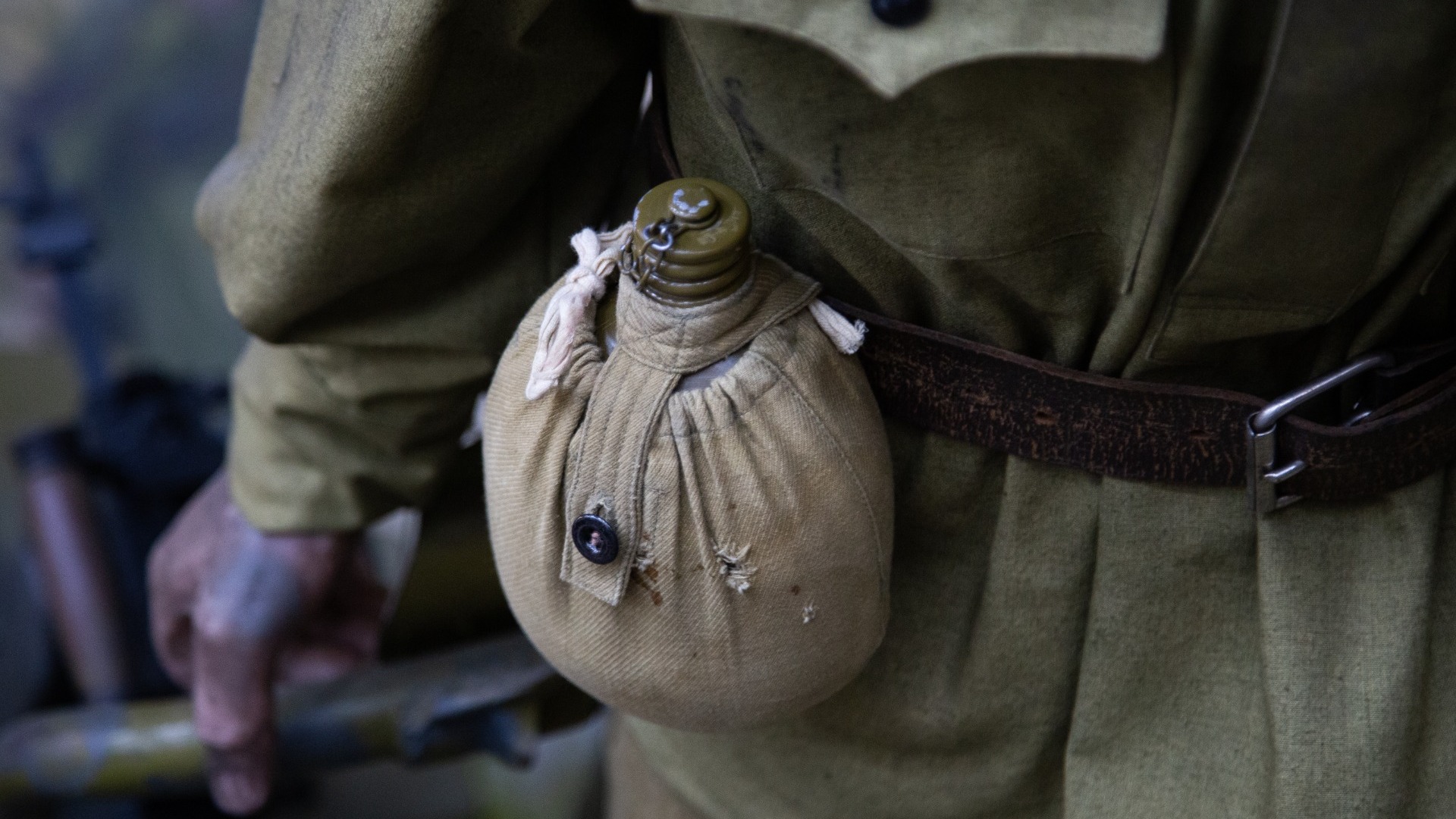 Тюменские военнослужащие поблагодарили местных властей за предоставленную в их пользование пилораму