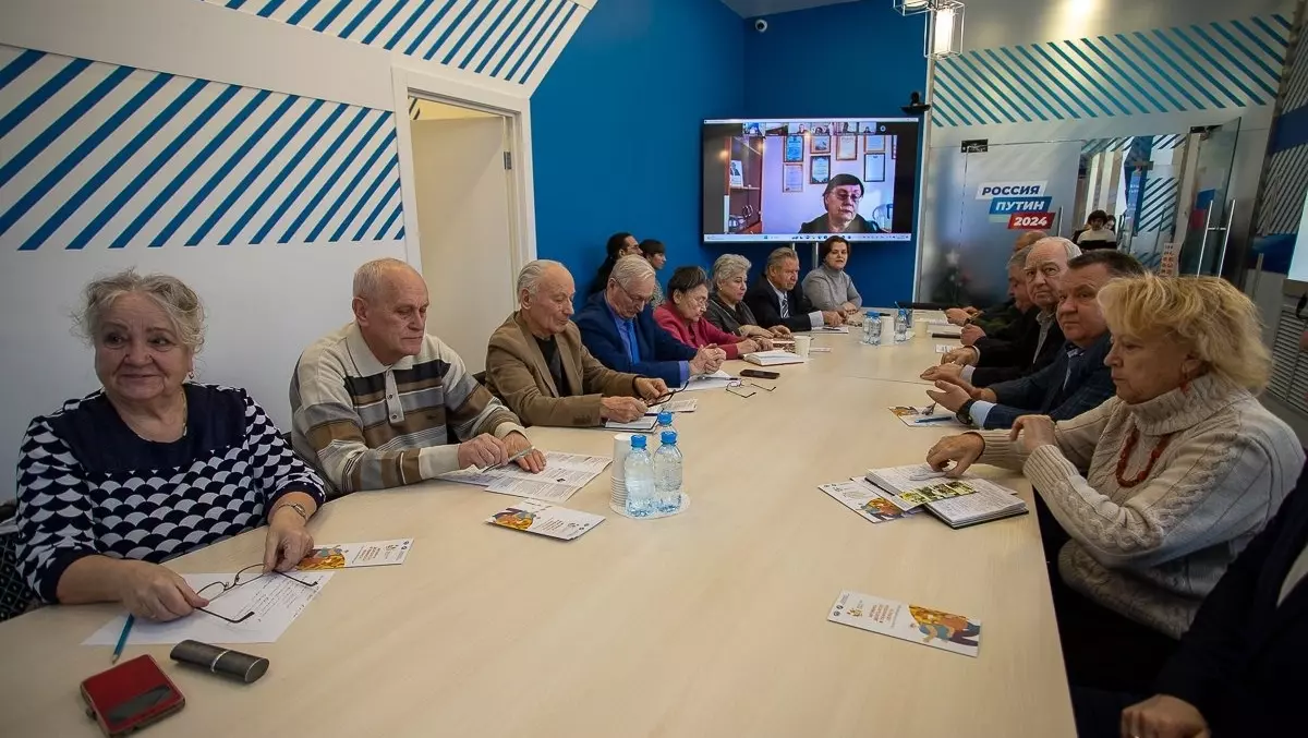 По инициативе депутатов открылась школа правовой грамотности для ветеранов