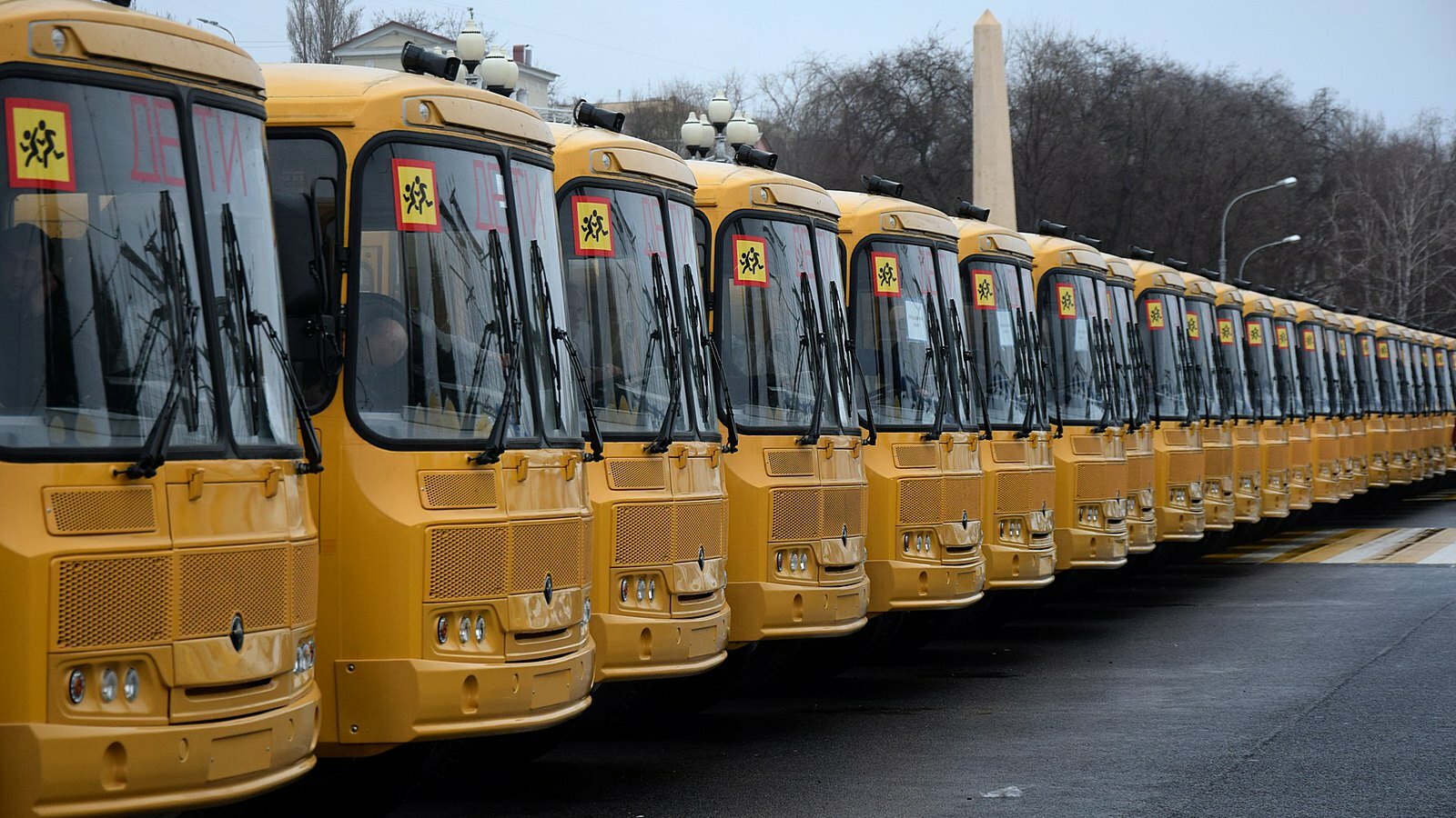 Тюменской области 4 школьных автобуса обойдутся в 6 млн рублей