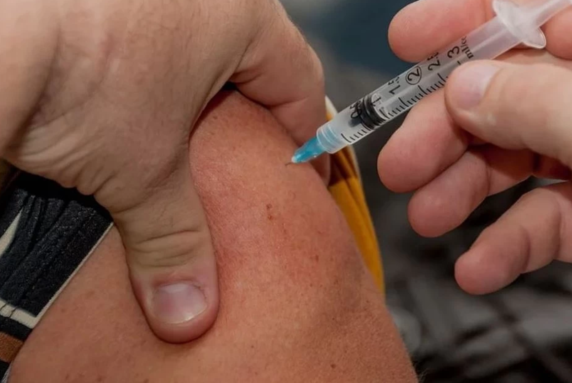 В Тюменской области завершается вакцинация населения против гриппа