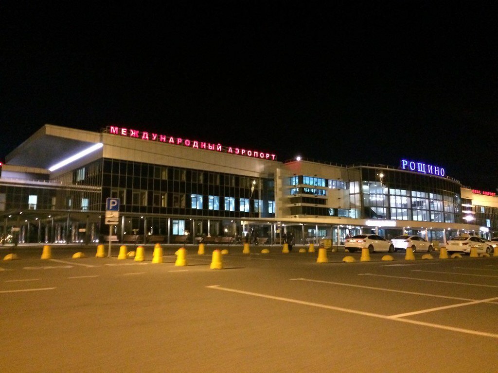 В тюменском аэропорту «Рощино» массовые задержки рейсов