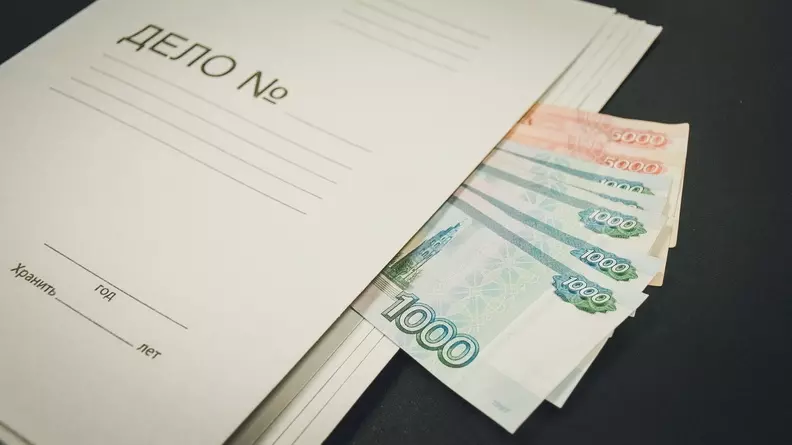 Тюменец заплатит в госказну 400 тыс. рублей за сбыт контрафактных сигарет