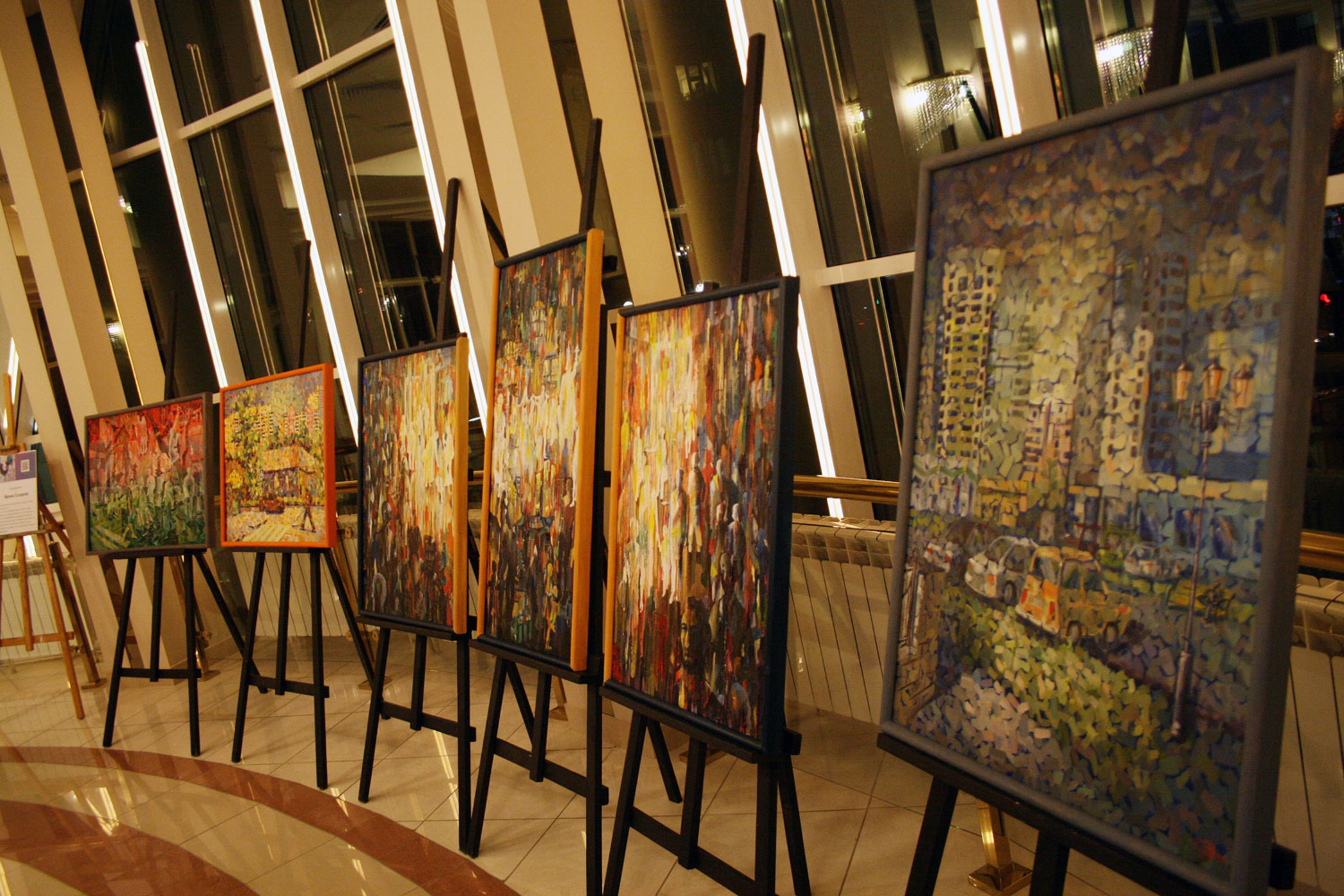 Тюмены смогут бесплатно посетить выставку картин